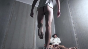 BROMO: Piercing Bo Sinn disciplined 69