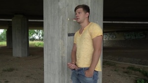 BROMO.com - Athletic Michael Fly playing with big dick Rami