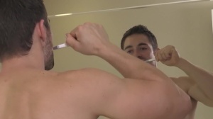 Bromo US - Handjob with tattooed Griffin Barrows & athletic Brad Powers