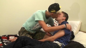 Boys First Time: Virgin Skilar Grey and Mykul Pierce in the bed