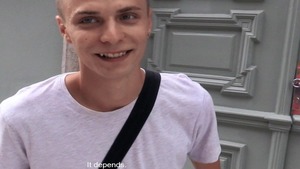 CzechHunter: Amateur Gay Sex in Park - Twink Gets Paid!