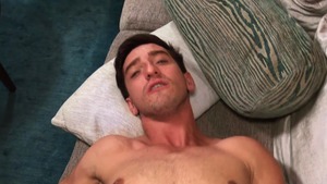 Str8chaser.com: Straight guy Ashton sucking dick in the hotel POV