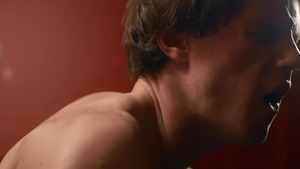 Bromo US: Maxx's Raw Fuckfest