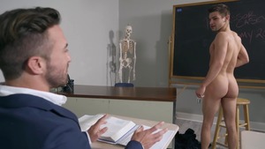 Big Dicks at School: Johnny Rapid and the Anatomy Class Pose-Off
