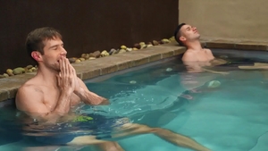 Str8ToGay: Exploring New Pleasures with Hunky Vinny Blackwood