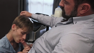 FamilyDick: Cumming Together to Unwind