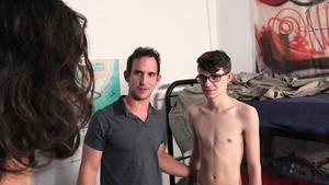 Family Dick: Dante Drackis bareback tongue kissing sex scene