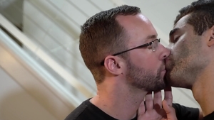 IconMale.com: Tattooed Lucas Leon impressed by big dick Alex Hawk