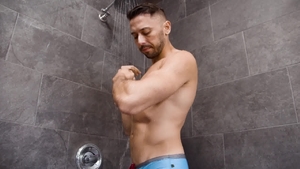 NextDoorBuddies: Swim Practice Turns into Frenzy