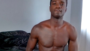 SeanCody: Max Shares His Love of Workouts & Solo Action