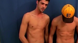 BeddableBoys.com: Bromance Blossoms Into Love