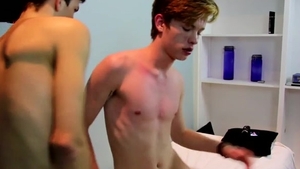 BareTwinks.com: A Passionate Bareback Session in the Bedroom