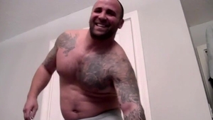 JoeSchmoeVideos.com: Busty Daddy Duncan Gets Ready to Fuck