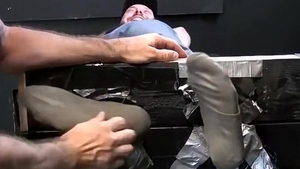 FootFriends.com - Tickle video