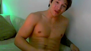 ZackRandall.net - American Jizzy McBone masturbating in the bed