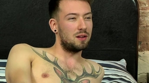 BlakeMason.com: Frenzied Strokes in Private Quarters