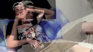 StraightNakedThugs - Sean Johansen jerking off in the bed