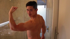 cumfu.com: Cold Water and Hot Fantasies