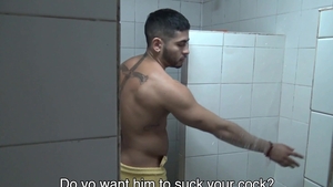 LatinLeche: Gay Muscle Studs Love Fucking at This Gym!