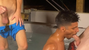BrotherCrush: Threeway Homosexual Blowjob in Jacuzzi