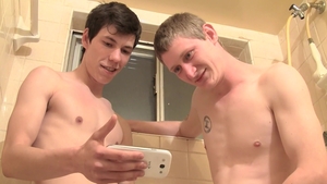 PissTwinks.com: Straight dude really enjoys loud sex