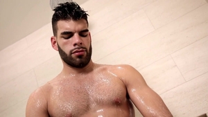 NextDoorMale: Latino Hunk Shows Off His Perfect Body