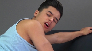 HotHouse: Gay Doctor Face Fucks Patient