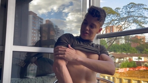 East Boys - Too Cute Ricky Iglesias Demonstrates His Body