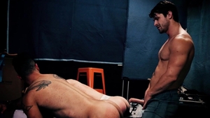 FistingInferno: Chaining Up Lucas Leon & Grant Ducati