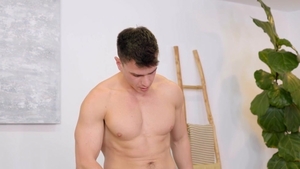 SeanCody: UK Hunk Thomas Johnson's Sean Cody Solo Is A Must-Watch!