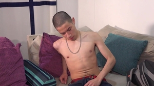 LatinLeche: Nick's Hot Body Sizzles on Camera