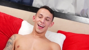 ChaosMen.com: Pierced Des Irez has a soft spot for raw fucking