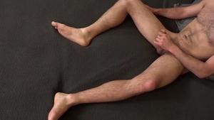 ChaosMen: Mature Men Bring Out the Best in Kiefer