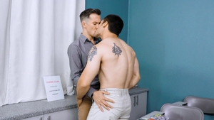 Latino lover hard butt fucked by aroused partner in dirty bareback