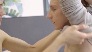 GoGayGuy: Blondes Satisfying Black Gays