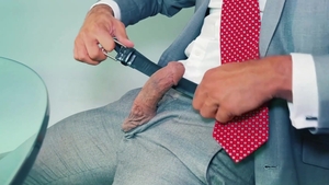 MenatPlay: Nicholas Bardem's Morning Routine