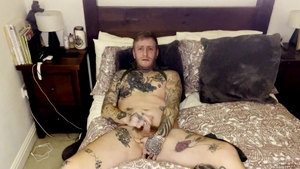 AlternaDudes - Solo with Amateur Model Jonathan Dreamer