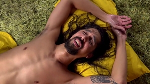 AlternaDudes: Long Haired Gay Dude Using The Fuck Machine