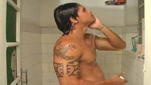 BangBangBoys: Young Latin Heartthrob Whacks His Meat