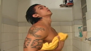 BangBangBoys: Young Latin Heartthrob Whacks His Meat