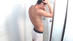 OTB Boyz: Latin Twink Trend Jerks Off in the Shower