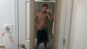 BarebackLatinoz: Roman Blake's Slim & Smooth Body Beats Off in the Shower