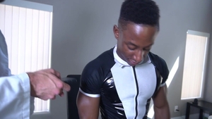 ManUpFilms: Wesley Woods Meets Liam Cyber in Spandex