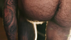 Men: Adjusting Papi's Clothing with Devious Intent