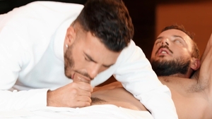 Men: Pol Prince Pantless Defeated