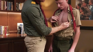 scoutboys: Big Daddy Takes Bareback Twink