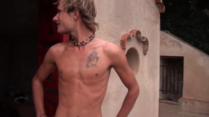 jalifstudio: Intense Connection: Lucas & Max