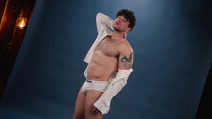 Rod's Room: Dark-haired and Muscular, These Hunks are a Match