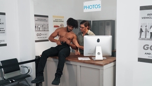 Men: A Photo Worth Taking: Tony's Money Shot