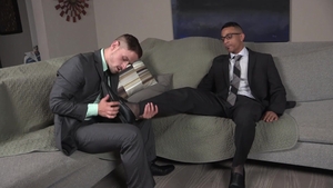 SayUncle X Gentlemen's Closet: Intense Body Worship